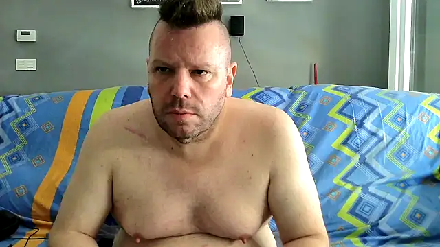 txan9876 élő XXX-chatje