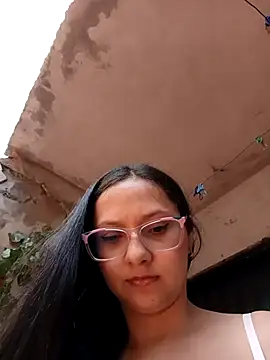 Camilatinass_ 现场XXX聊天