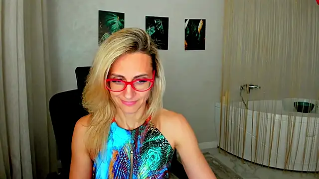 MuseOfStage Live XXX-chat