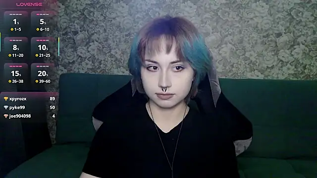 LeisaHopperstad's Webcam Show