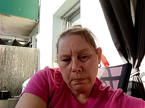 แชท XXX สดของ Jahudka47