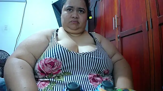 hotlesby4uxxx's Webcam Show