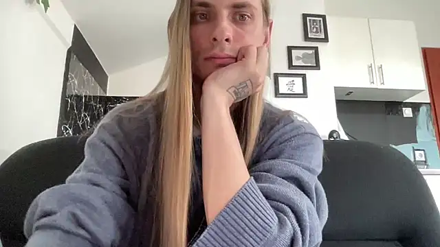 mi_chyort's Webcam Show