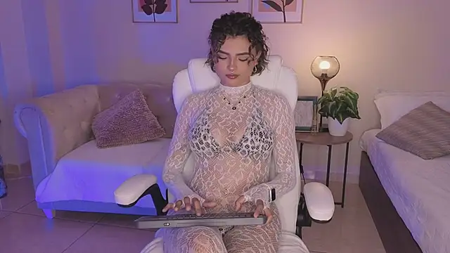 XXX chat uživo modela DahianaWalcott