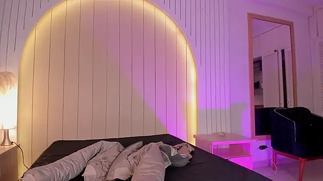 ALICESANDOVAL's Live XXX Chat