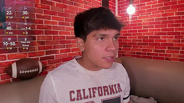 Thiago_Kozak's Webcam Show