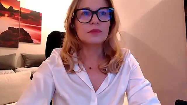 love-bionda's Live XXX Chat