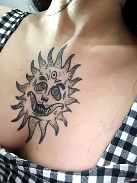 Chat XXX en directo de Mazikeen--