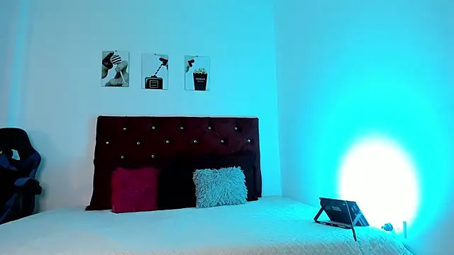 Вебкам-шоу Liamsubtle01