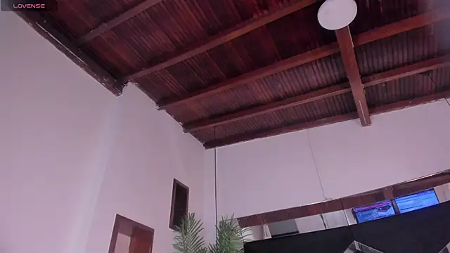 emily-foxn Live XXX chat