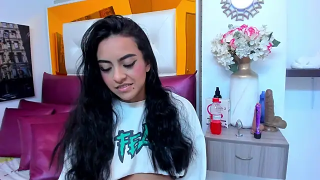 Leslie_Bussh_'s Live XXX Chat