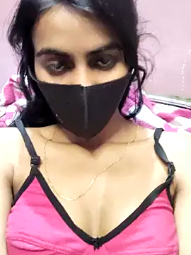 Thaper_Meera2 élő XXX-chatje