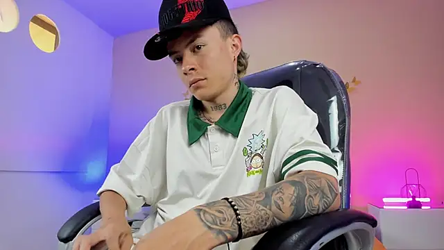 Nascary_Fox's Live XXX Chat