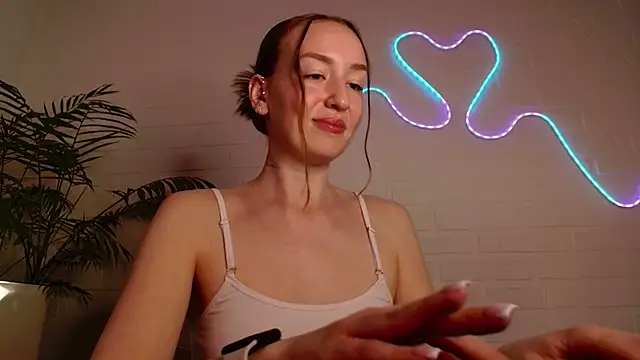 WhitePrincessLuna 即時 XXX 聊天