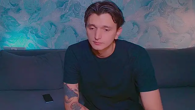 llovespice: απευθείας συνομιλία ΧΧΧ