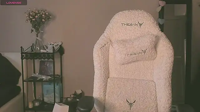 sheeny_shy live XXX chat