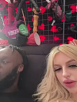 Živý XXX chat Steffi_Snowbunny