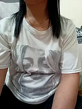 Doremon_95 即時 XXX 聊天