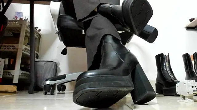 Chat +18 de alma_fenix ao vivo