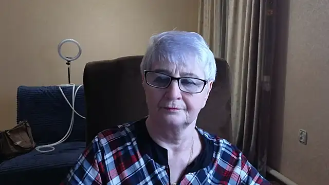 Sandra_Snowflake লাইভ XXX চ্যাট