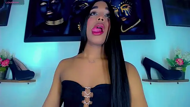 Nashla_D_- Adlı Modelin Canlı XXX Sohbeti