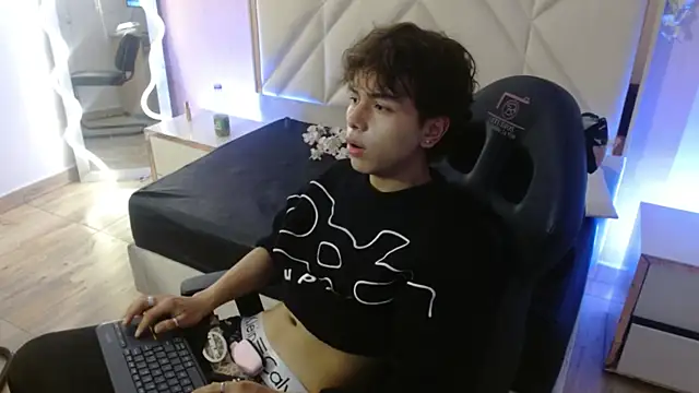 Elian_tay Show Webcam