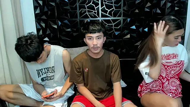 roberthugecock 在線直播表演