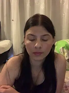 Estefani_32 Chat XXX live