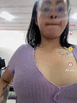 Anni_Rose Show in webcam