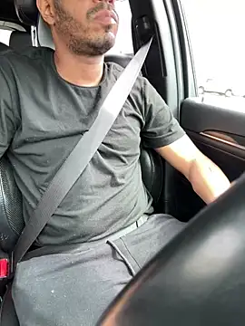 Jariushot3 élő XXX-chatje