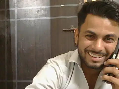 Stubborndesiboy 网络视讯表演