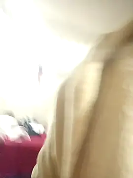 Tiff_Dirty69 Adlı Modelin Canlı XXX Sohbeti