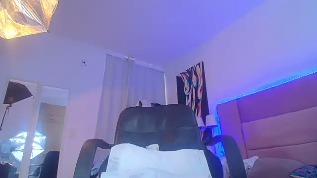 دردشة lizzy_squirt الجنسية المباشرة