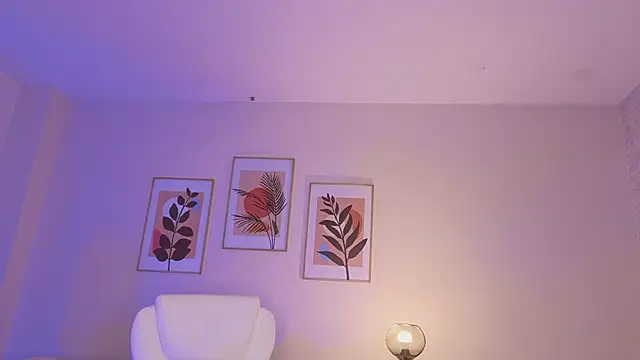 XXX chat uživo modela DahianaWalcott