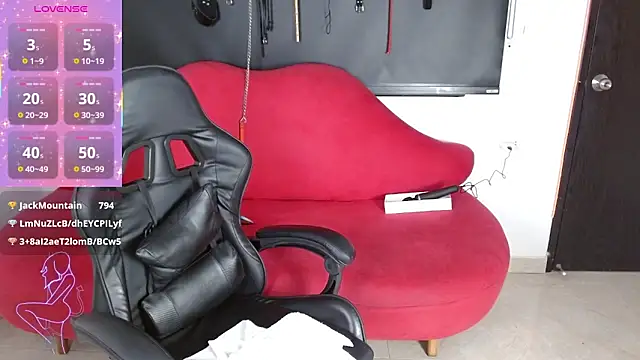 Czat XXX na żywo – LunaSub69_