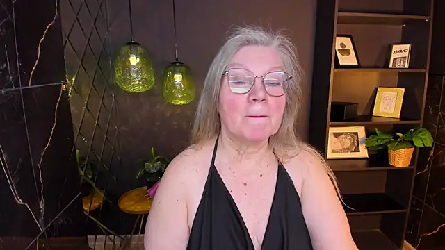 NataliMellow's Live XXX Chat