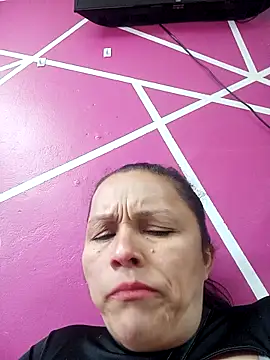 Chat XXX ao vivo de Any-77