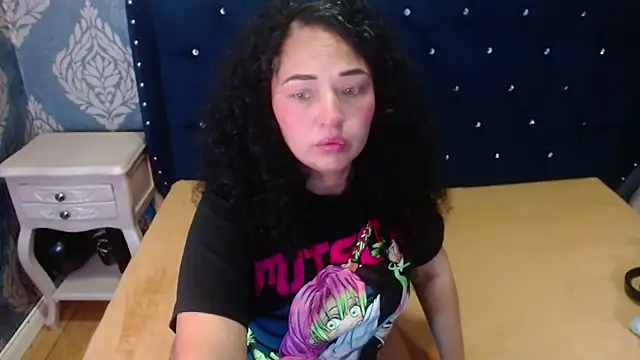 Sofiacowperx 网络视讯表演