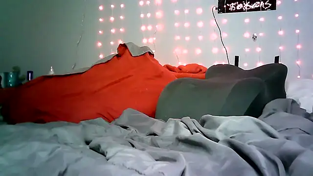 Pokazy przed kamerką – deepinnnnn