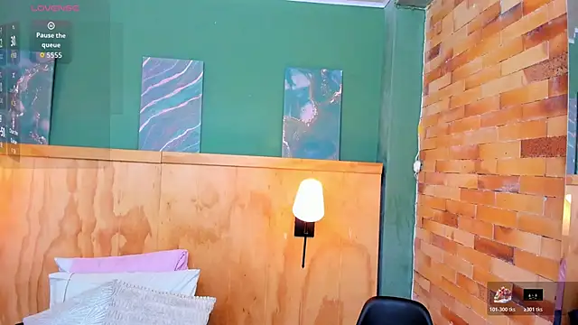 megansumer's Live XXX Chat