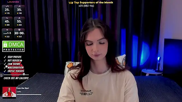 Онлайн чат XXX Lee_Loo