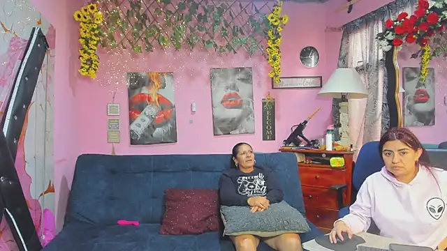 lesbiancuple 网络视讯表演