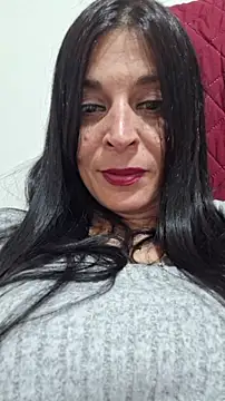 XXX chat uživo modela Viola43