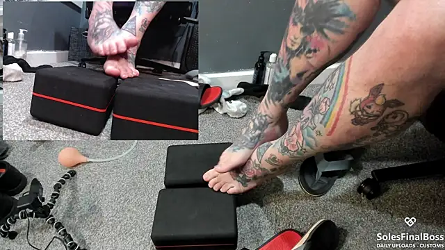 SolesFinalBoss: διαδικτυακό σόου στην κάμερα