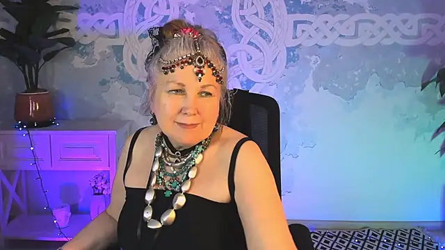 LilaMaharani's Live XXX Chat