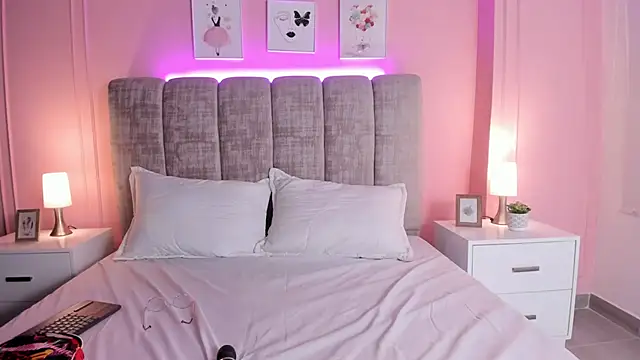 Angel-bells' Live XXX Chat