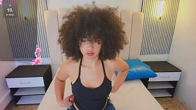 Celesste_doll: онлайн-секс-чат