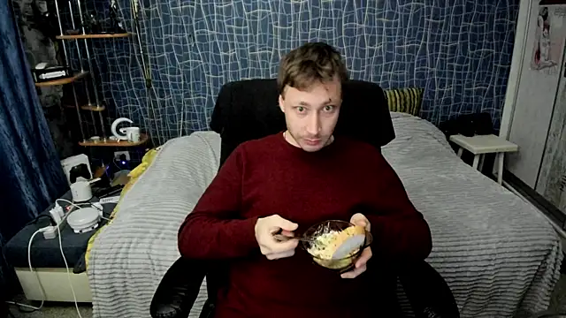 Show modela CuteBoy228 na web-kameri