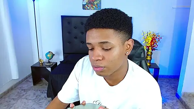 liiam3 live XXX chat