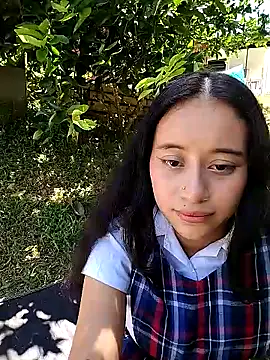 l0lita_emi's Live XXX Chat